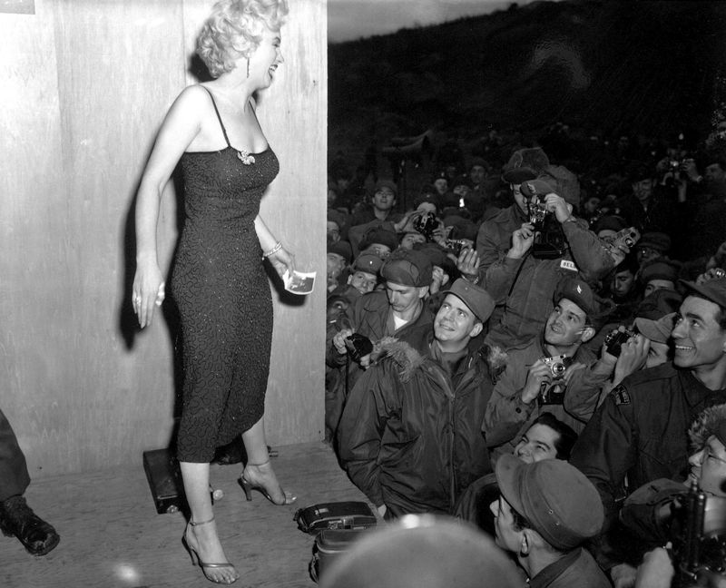 Marilyn Monroe ar fi &icirc;mplinit astăzi 95 de ani