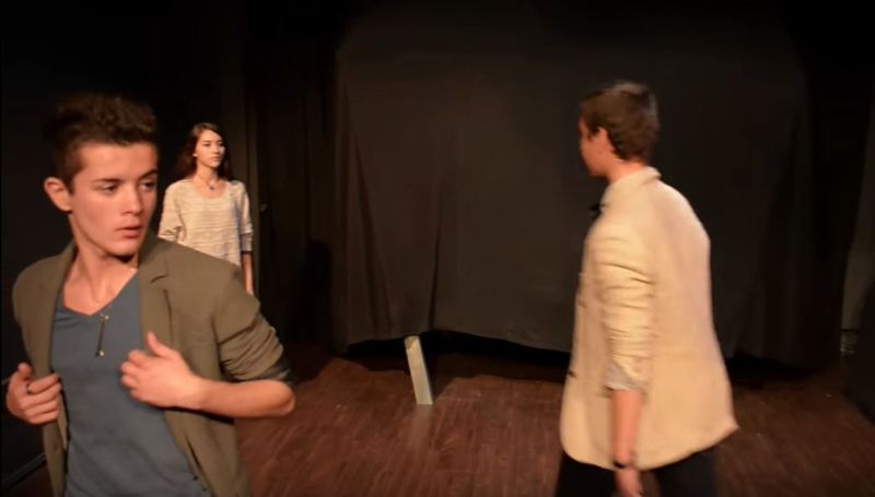 Zanni, teatru