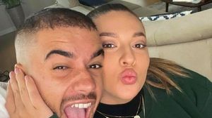 Totul se întâmplă chiar înainte ca iubita sa să nască