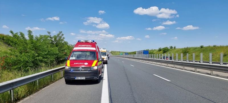 Incendiu violent pe autostradă, în apropiere de Timișoara