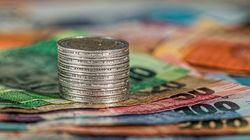 Klaus Iohannis, lege prin care elevii sportivi primesc 300 de lei de la stat