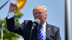 Donald Trump împlineşte astăzi 75 de ani! Donald Trump împlineşte astăzi 75 de ani!
