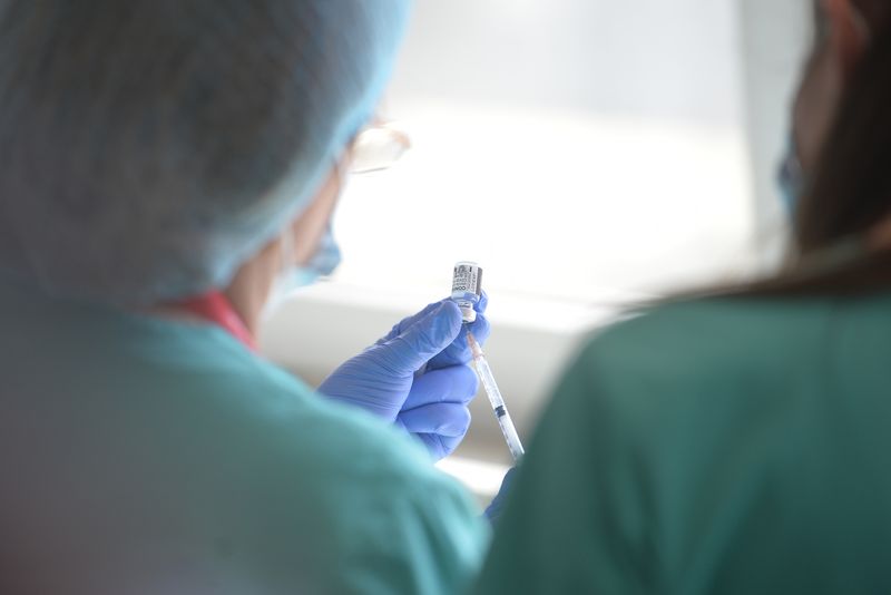 Liderii G7 donează un miliard de doze de vaccin anti-COVID pentru ţările sărace