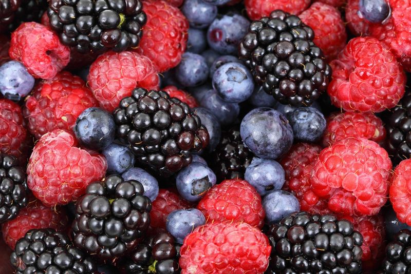 Smoothie-uri delicioase și răcoritoare pentru vară