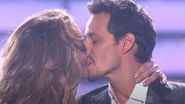Jennifer Lopez și Ben Affleck, sărut în public