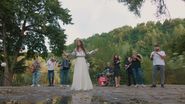 Solista cântă împreună cu "Taraful Rutenilor"