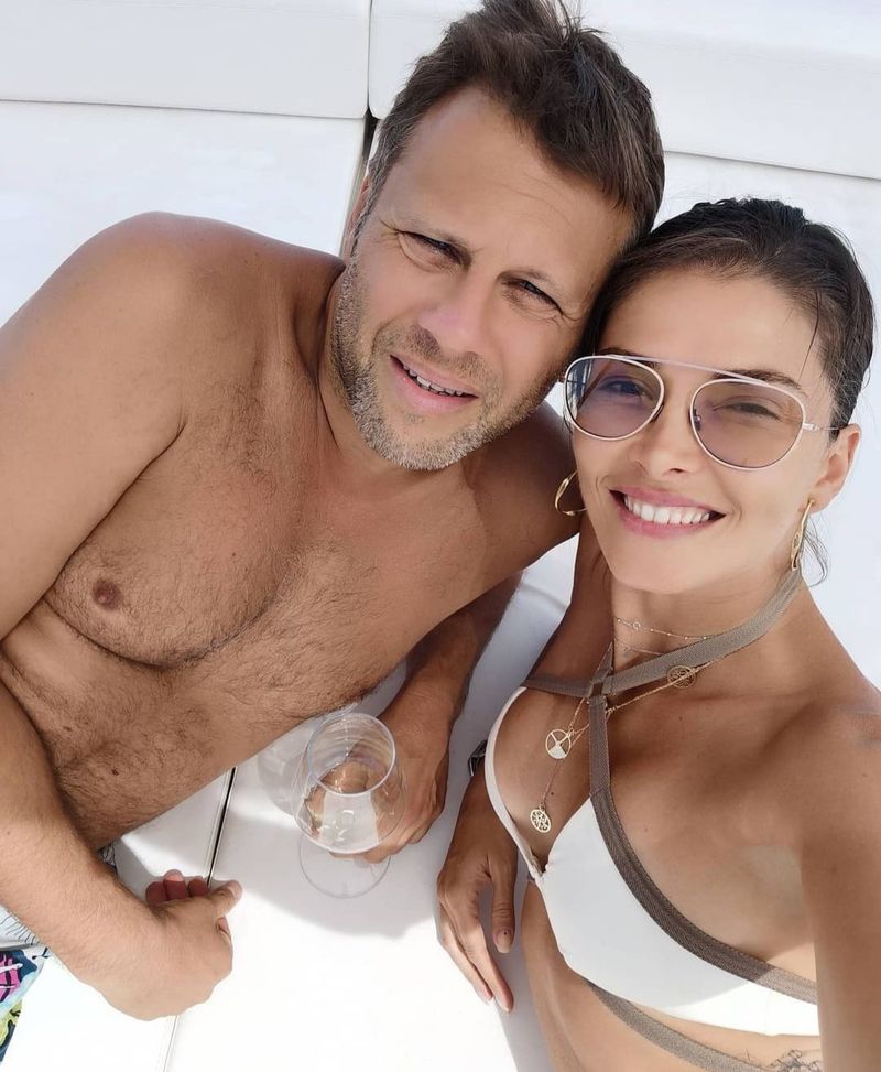 Alina Pușcaș are 3 copii și o căsnicie frumoasă