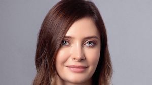 Cine este Alexandra Dines, soția celui mai bogat român