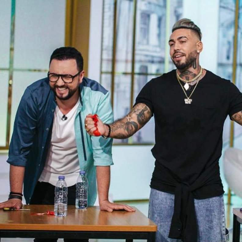 Alex Velea i-a dat replica lui Cătălin Măruță, după declarațiile pe care prezentatorul le-a făcut &icirc;n mediul online, referitoare la prietenia lor