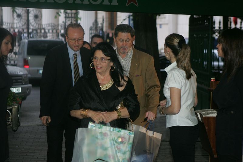 Cine a fost soția lui Cornel Dinu