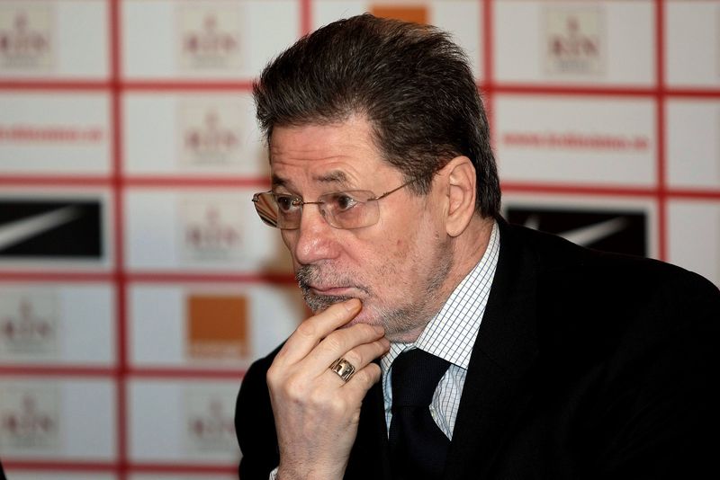 Cornel Dinu a renunțat la avocatură pentru o carieră &icirc;n fotbal