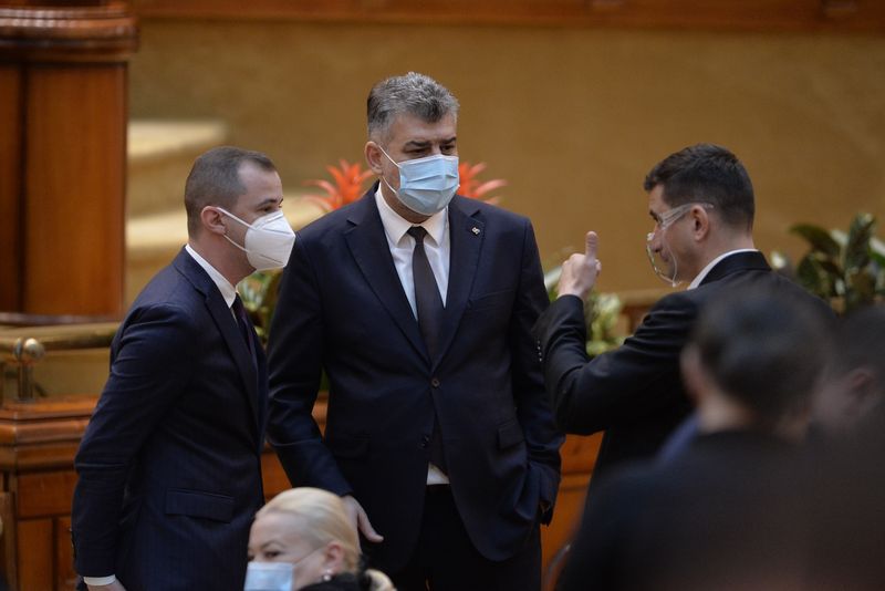 Moțiune cu scântei în Parlament