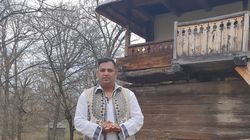 Un cântăreț de muzică populară amenință că se va sinucide: “Las un bilet. E în bucătărie. Adio!”