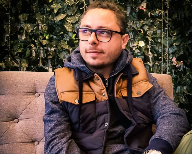 Iulian, t&acirc;nărul mort &icirc;n explozie 