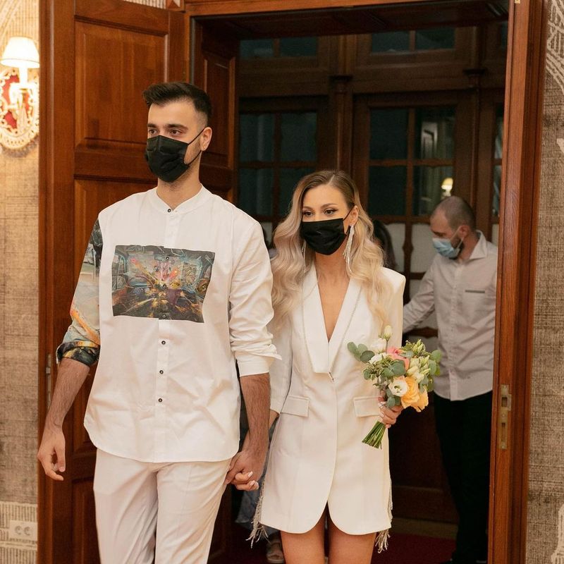 Iulia, soția lui Liviu Teodorescu