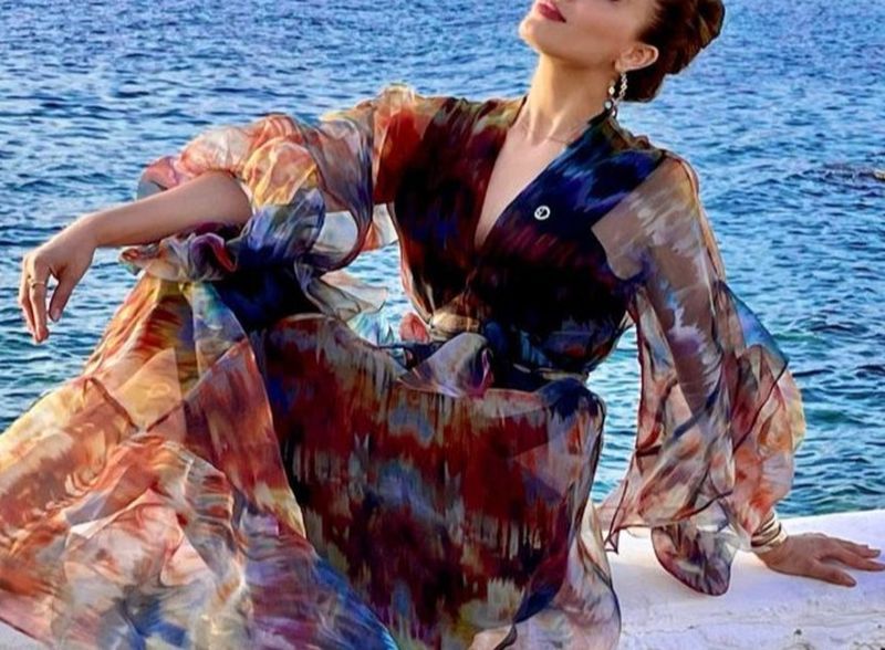 Iulia V&acirc;ntur a plecat &icirc;n vacanță cu prietenele sale