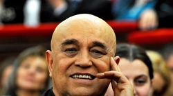 Cine este soția lui Benone Sinulescu. Artistul a cunoscut-o pe Elena Sinulescu în casa Ilenei Sărăroiu: „Soția mea este cel mai bun critic al meu"