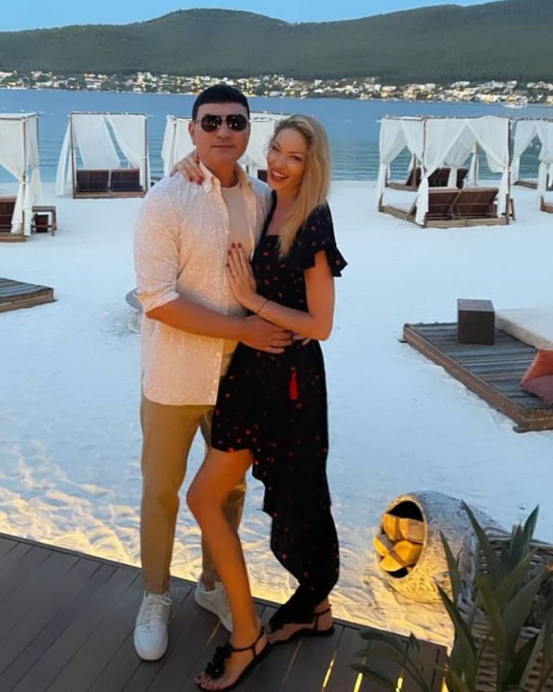 Valentina Pelinel și Cristi Borcea