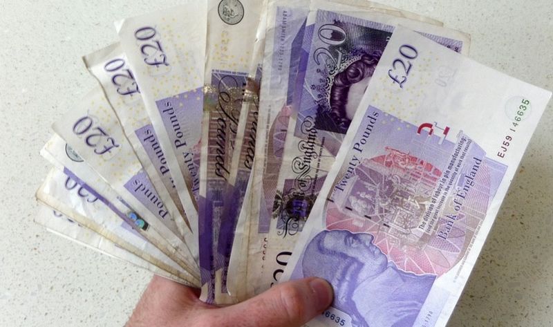 Curs valutar: cât costă lira sterlină