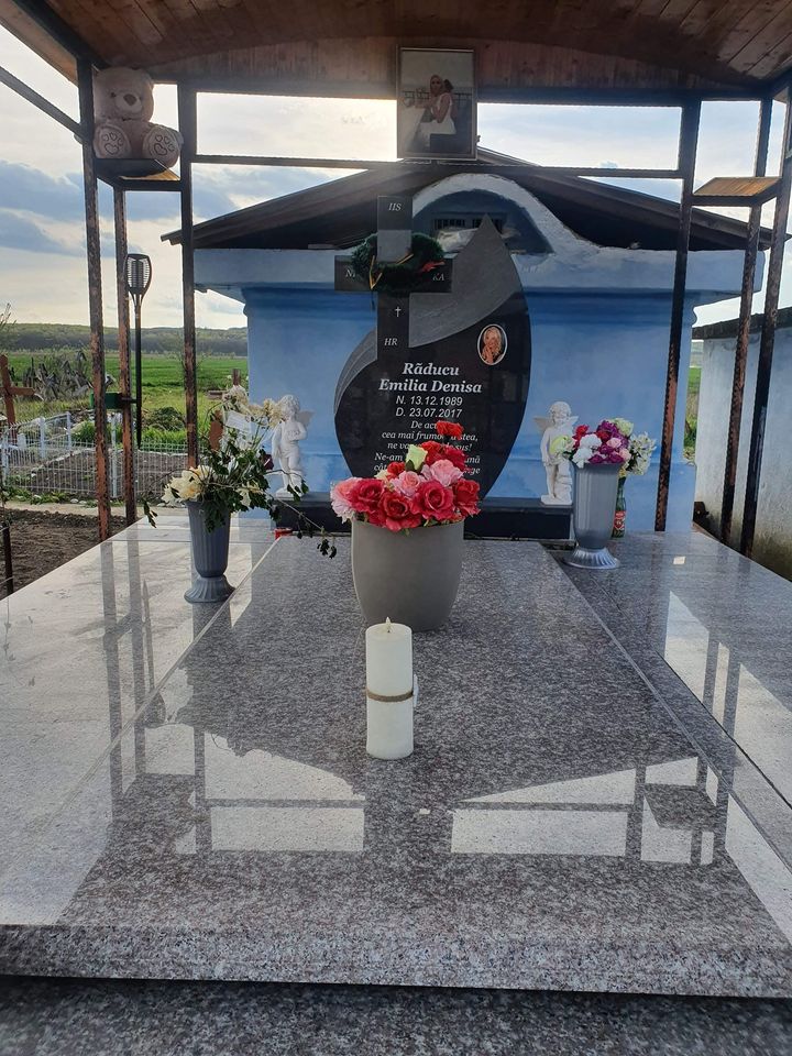 Morm&acirc;ntul Denisei Răducu