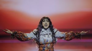 Roxen, diagnosticată cu o boală rară!