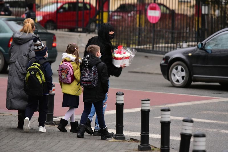 C&acirc;nd &icirc;ncepe școala &icirc;n 2021? Structura anului școlar 2021-2022