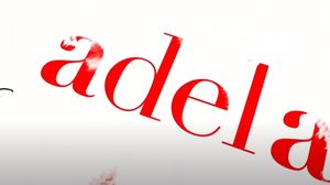 Cine cântă melodia din serialul Adela