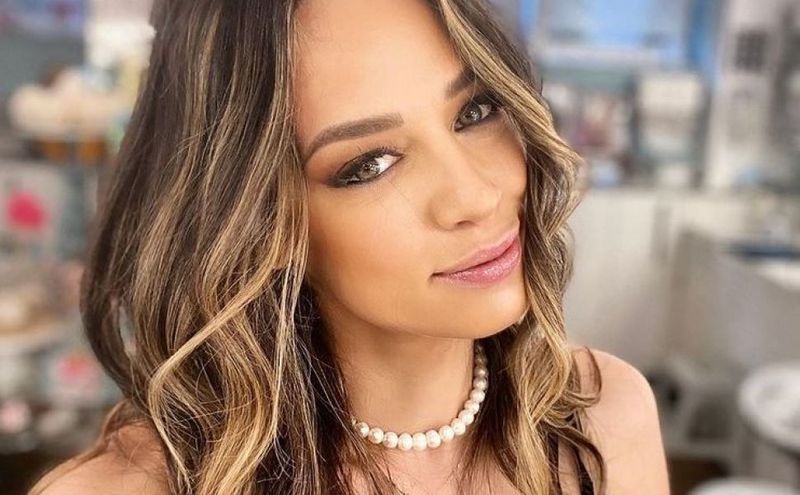 Andreea Raicu topless