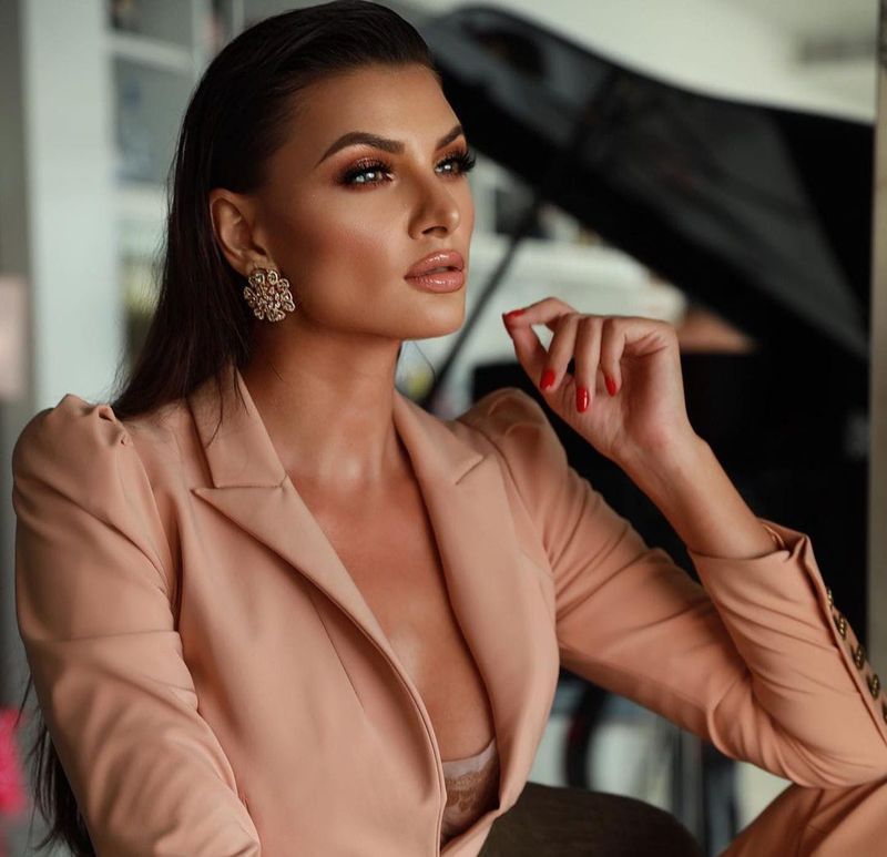 Ramona Gabor a infirmat zvonurile cum că ar forma un cuplu cu milionarul arab