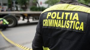 Un copil de 8 ani, mama și bunicul acestuia au murit înecați în râul Motru