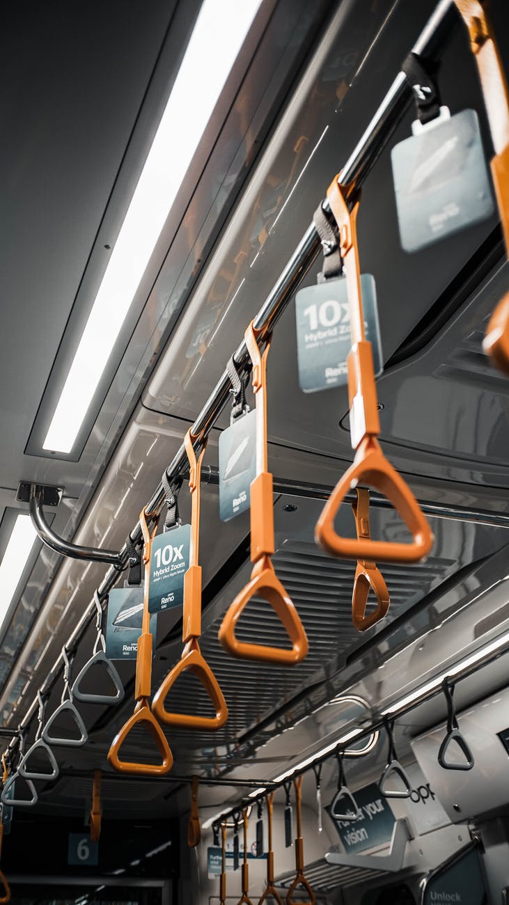 Nicușor Dan vrea să cumpere 100 de autobuze electrice