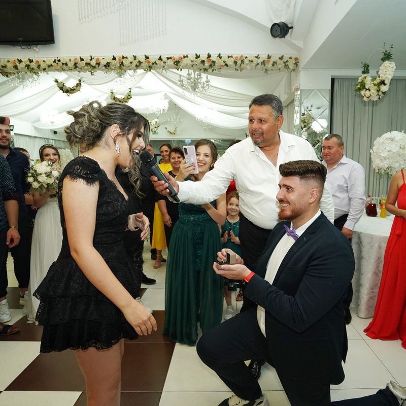 Vloggerul Colo și viitoarea lui soție, Alexandra