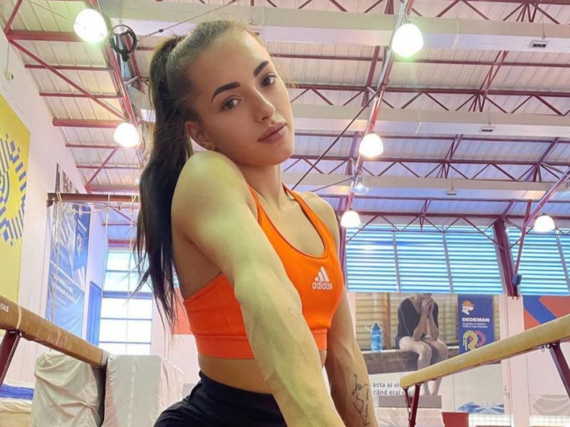 Larisa Iordache  Larisa Iordache ratează finala olimpică de la bârnă