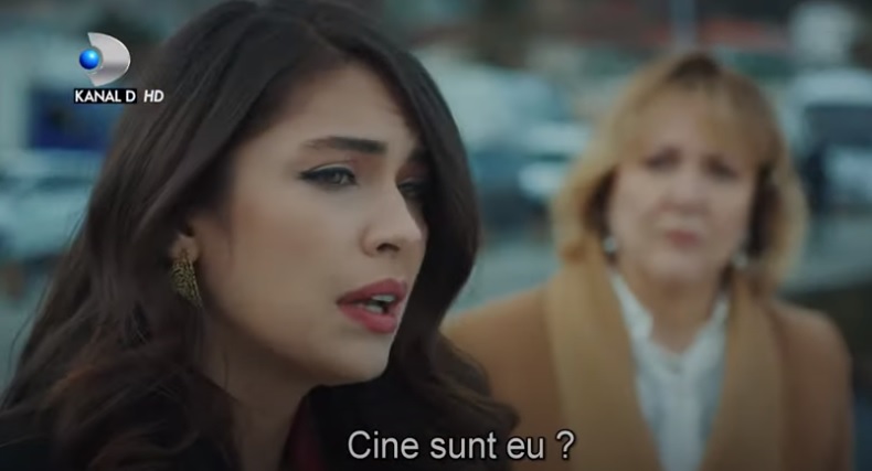 Biran Damla Yilmaz a studiat Facultatea de Teatru și Film în cadrul Conservatorului de Stat din Istanbul