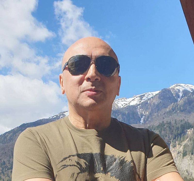 Artistul Marcel Pavel