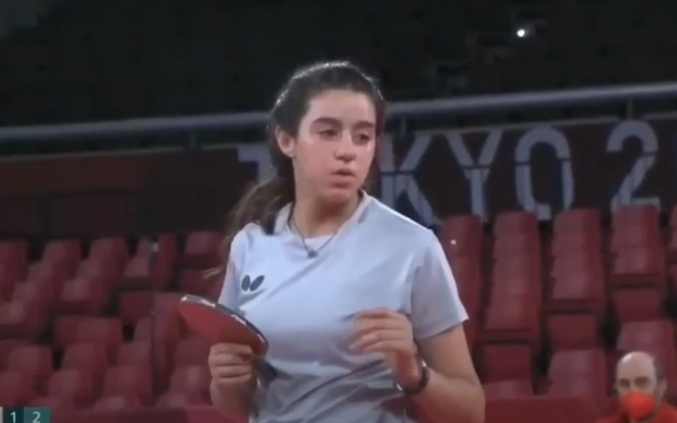La doar 12 ani, Hend Zaza reprezintă Siria la tenis de masă