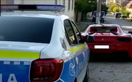 Șoferul a fost oprit zeci de metri mai &icirc;ncolo 