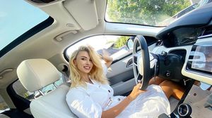 Andreea Bălan vrea să își cumpere o nouă mașină