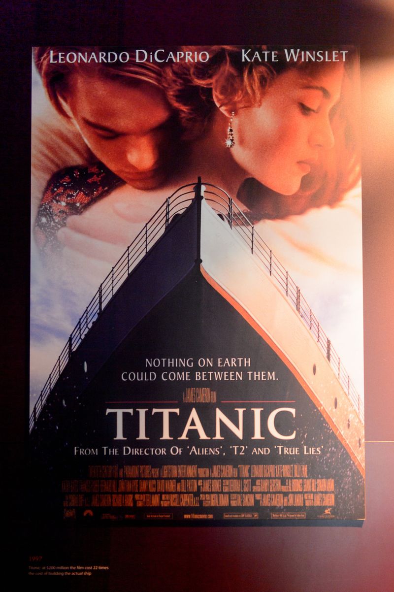 Câți bani a câștigat James Cameron pentru filmul Titanic