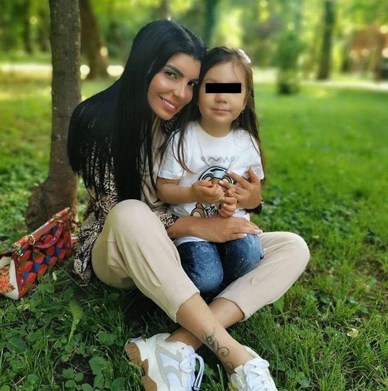 Andreea Tonciu si Rebeca