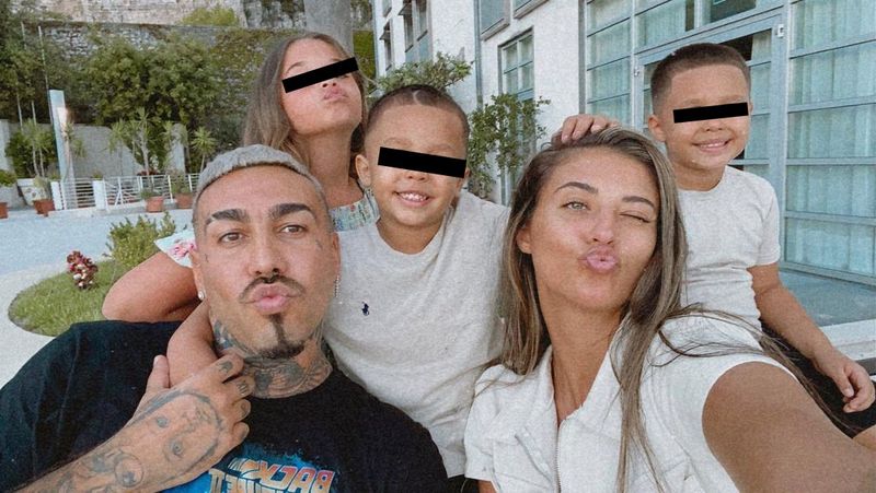 Alex Velea, Antonia și copiii 
