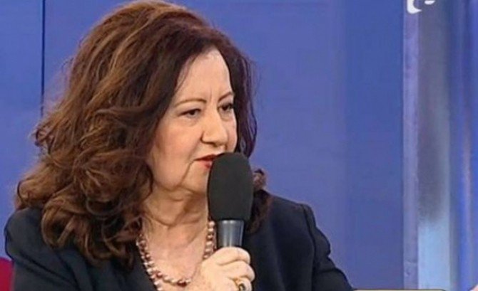 Mioara Roman locuiește acum cu Oana și Marius Elisei