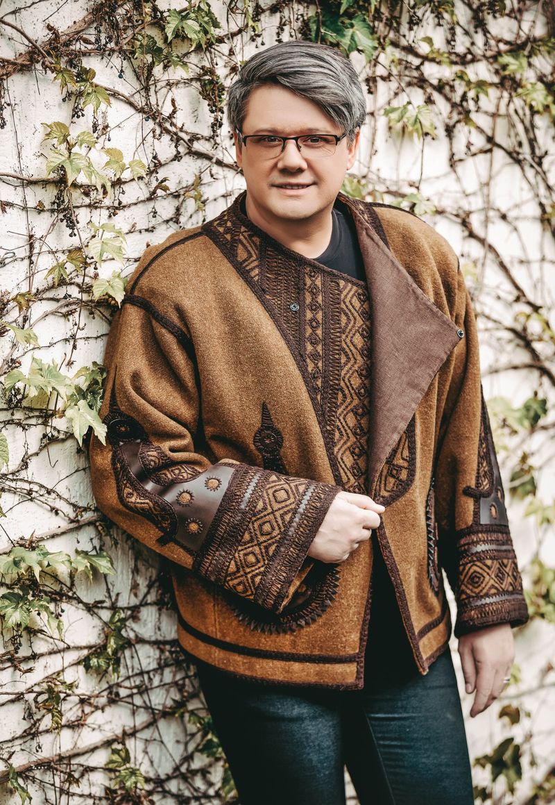 Fuego își sărbătorește ziua de naștere printr-un concert la Teatrul Național din București  fuego