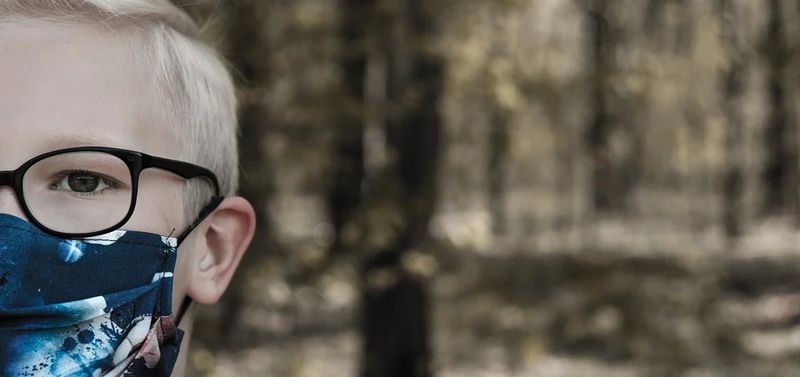 Copiii sunt tot mai afectați de infecția cu Covid-19