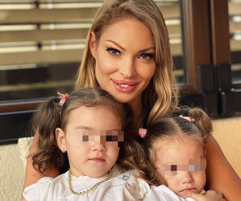 Fiecare fetiță seamănă mai mult cu unul dintre părinți