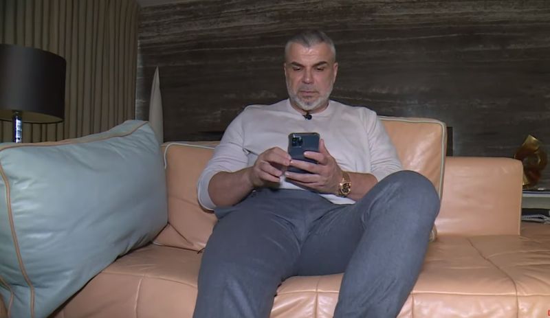 Cosmin Olăroiu, jefuit în vacanță