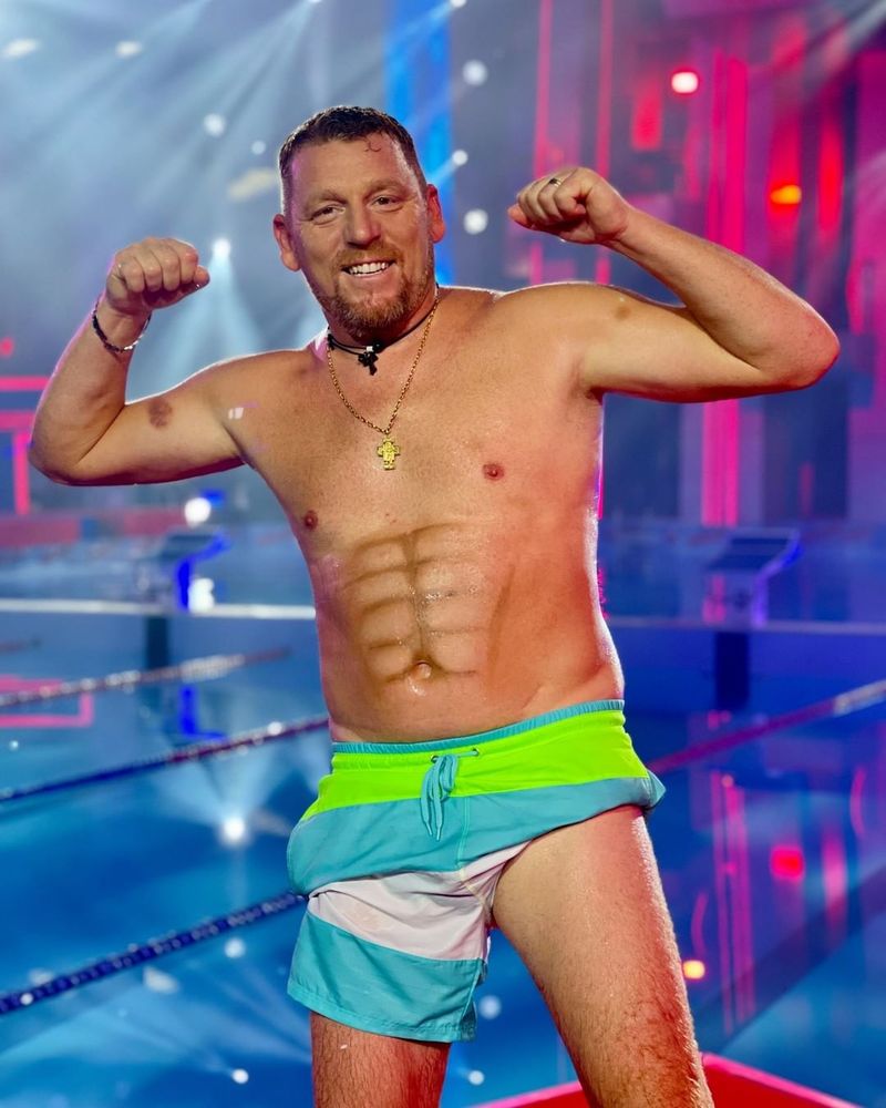 Sonny Medini - Splash! Vedete la apă 2021
