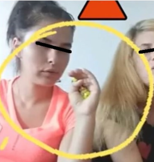Mama gemenilor din Ploiești, acuzată că și-a aruncat copiii pe fereastră