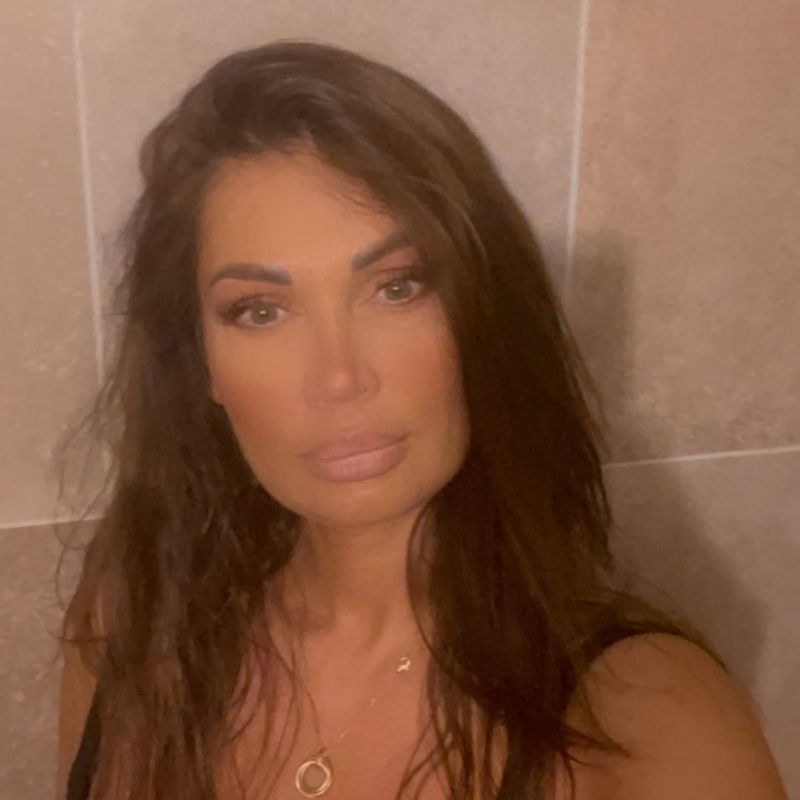 Cum arată acum Nicoleta Luciu. Vedeta &icirc;ncingea minţile bărbaţilor cu pictorialele sexy din tinerețe