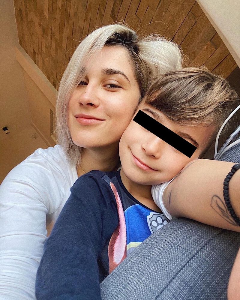Adda și fiul ei 